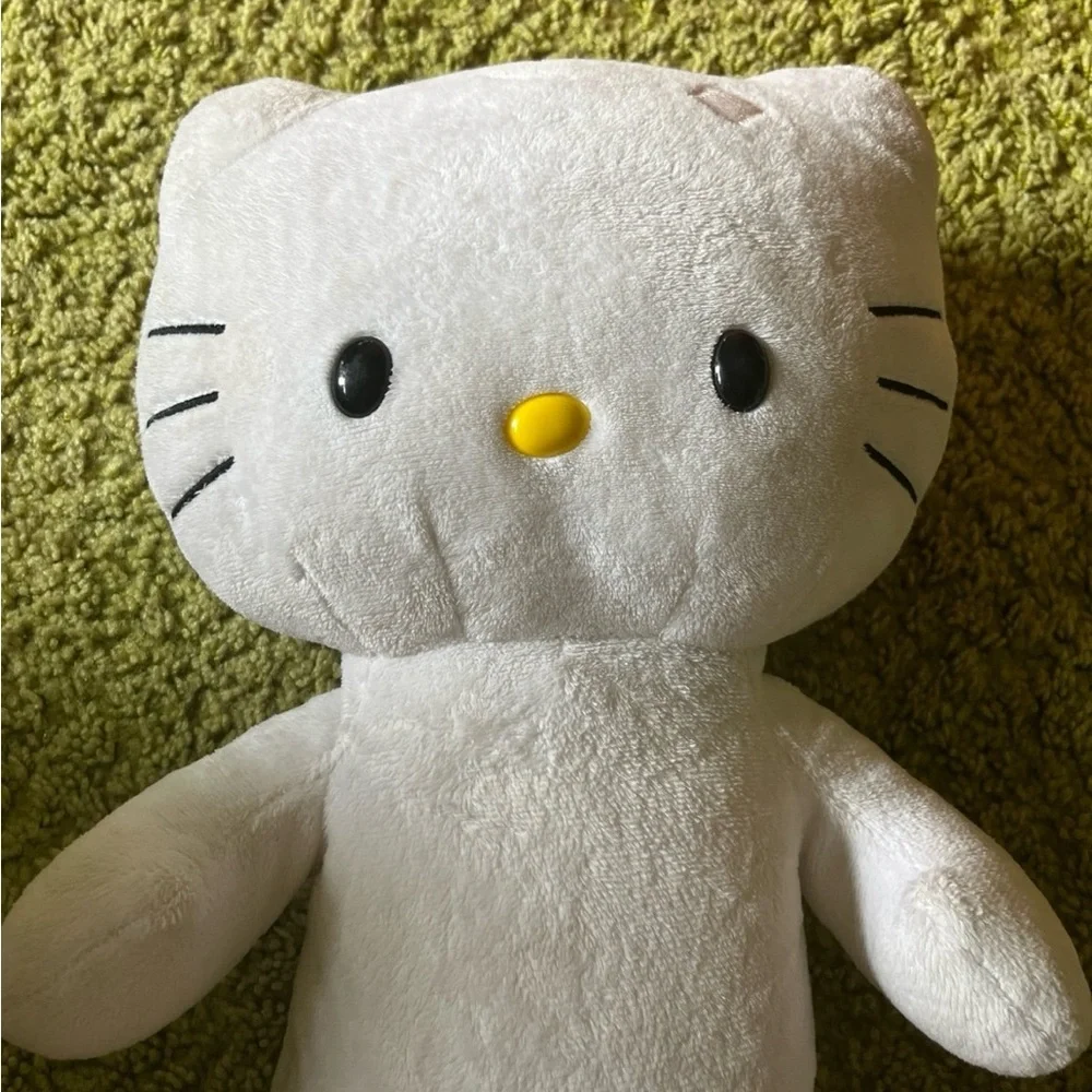 Hello Kitty Build-A-Bear - Picture 3 of 3